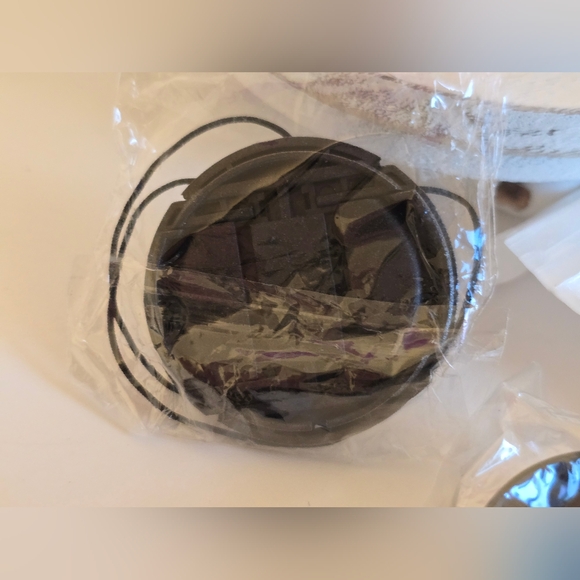 ⭐️Fotasy 37mm Silver Screw-In Metal Lens Hood... Panasonic, Canon * Read Details - Picture 5 of 7